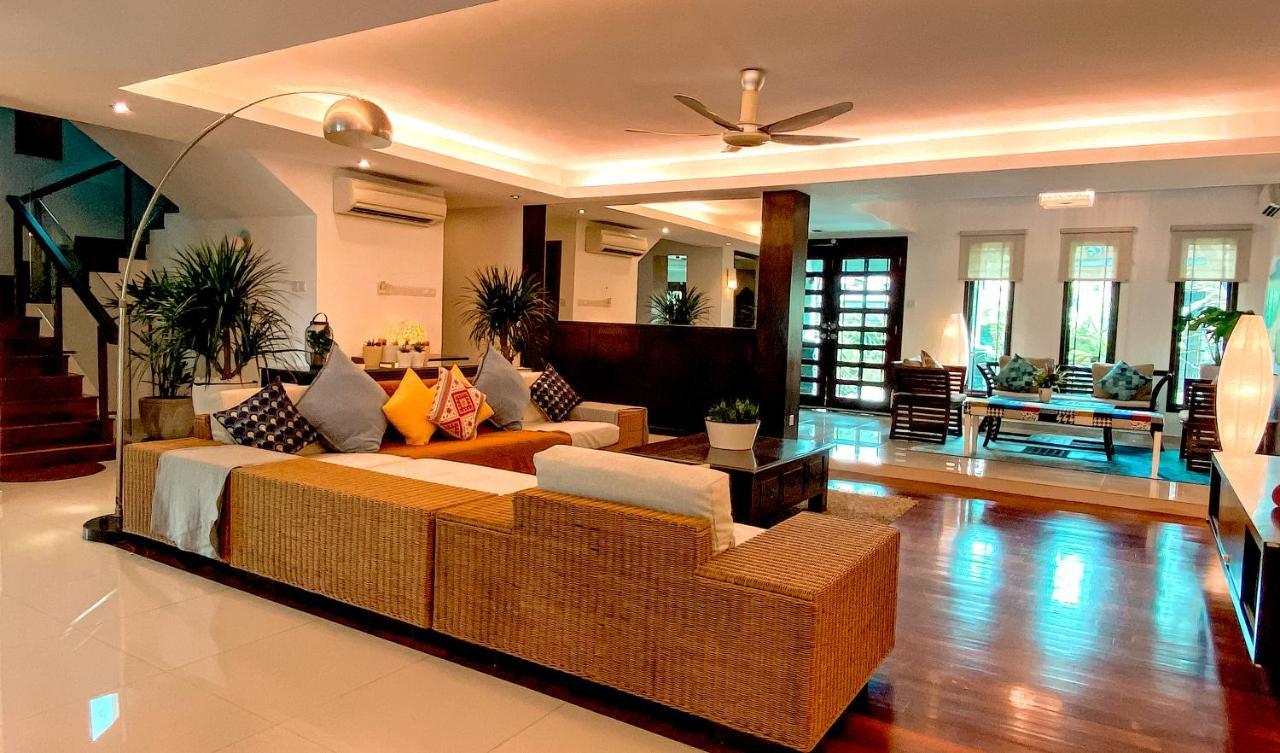 12Haven Stunning Seaside Luxury Villa Pd With Kids Pool ポートディクソン エクステリア 写真